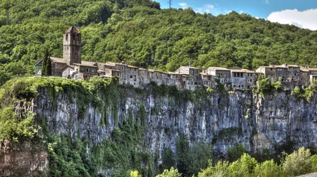 Castellfollit de la Roca
