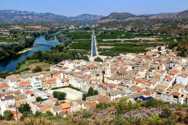 Tivenys